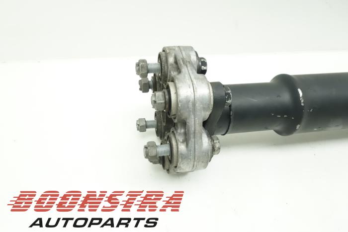 Intermediate shaft from a BMW 5 serie Touring (F11) 520d 16V 2011