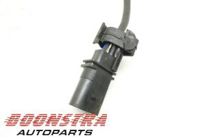 Lambda probe from a Volkswagen Touran (5T1) 2.0 TDI 150 2016