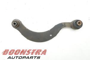 Used Rear upper wishbone, right Toyota Auris (E18) 1.8 16V Hybrid Price € 24,95 Margin scheme offered by Boonstra Autoparts
