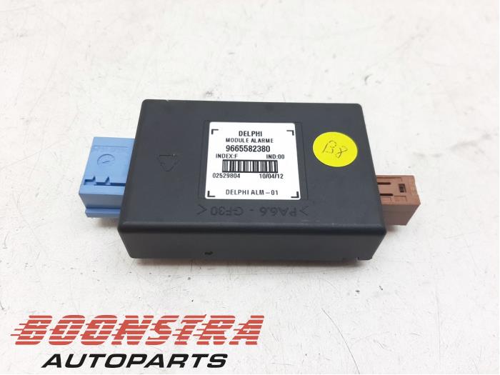Używane Modul alarmu Citroen DS5 (KD/KF) 2.0 HDiF 160 16V Cena € 29,95 Procedura marży oferowane przez Boonstra Autoparts