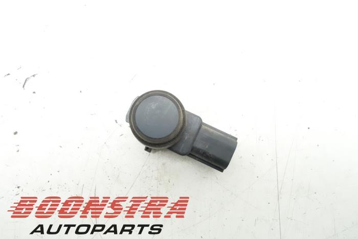 Usados Sensor PDC Dodge Nitro 2.8 CRD 16V 4x4 Precio € 29,95 Norma de margen ofrecido por Boonstra Autoparts