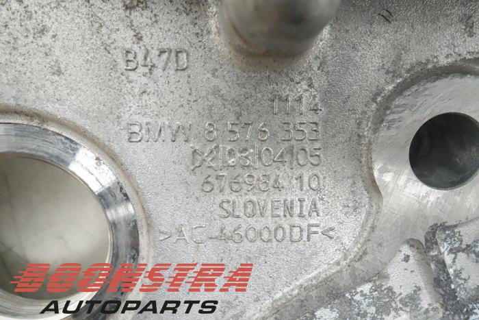Obudowa rozrzadu z BMW 3 serie Touring (F31) 320d 2.0 16V EfficientDynamicsEdition 2015