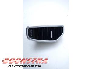 Used Dashboard vent Porsche Cayenne Coupe (9YB) 3.0 V6 24V Turbo Price € 49,00 Margin scheme offered by Boonstra Autoparts