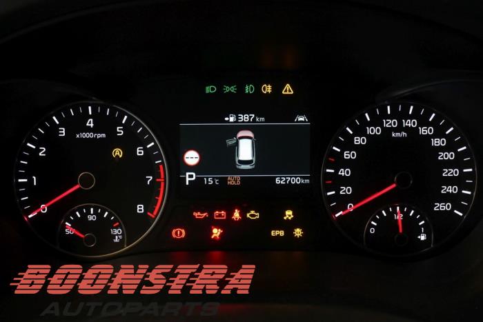Cuentakilómetros de un Kia Optima Sportswagon (JFF) 1.6 T-GDi 16V 2018