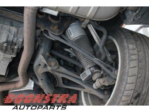 Used Knuckle, rear right Porsche Cayenne (9PA) 4.8 V8 32V Turbo Price € 29,95 Margin scheme offered by Boonstra Autoparts