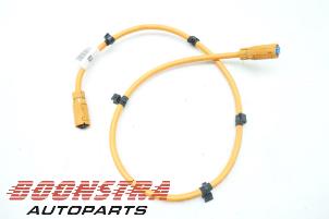 Used Cable high-voltage Mercedes E (W213) E-350e 2.0 Turbo 16V Price € 111,75 Margin scheme offered by Boonstra Autoparts