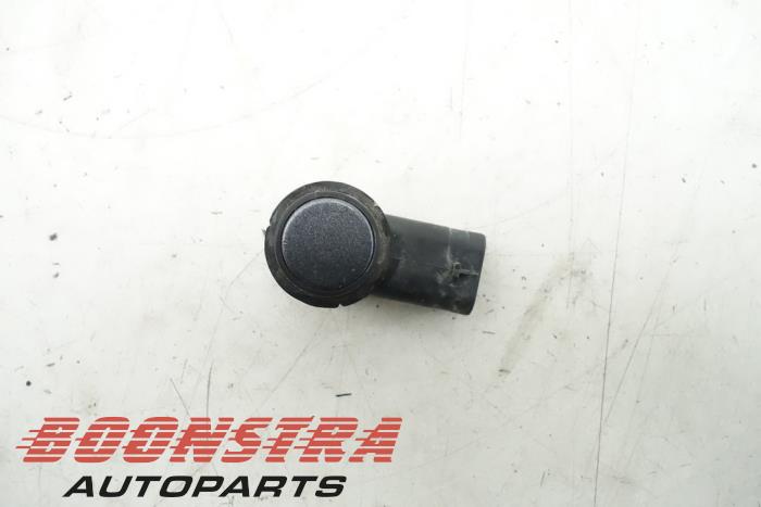 Usados Sensor PDC Audi RS 4 Avant (B8) 4.2 V8 32V Precio € 24,95 Norma de margen ofrecido por Boonstra Autoparts