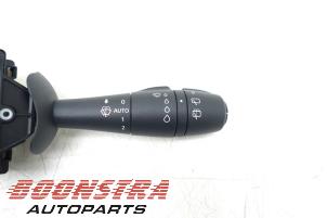 Used Wiper switch Renault Clio IV (5R) 1.6 Turbo 16V RS 220 EDC Trophy Price € 24,95 Margin scheme offered by Boonstra Autoparts