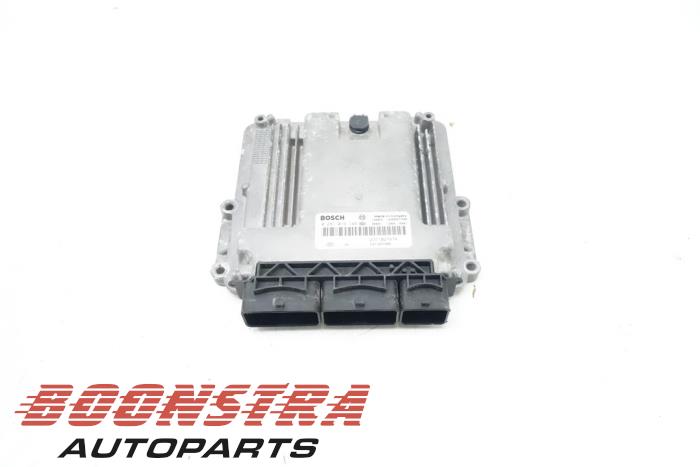 Used Engine management computer Renault Clio IV Estate/Grandtour (7R) 1.5 Energy dCi 90 FAP Price € 44,25 Margin scheme offered by Boonstra Autoparts