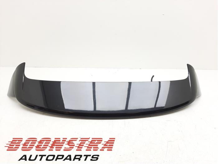 Używane Spojler Citroen C4 Cactus (0B/0P) 1.2 PureTech 82 12V Cena € 51,75 Procedura marży oferowane przez Boonstra Autoparts