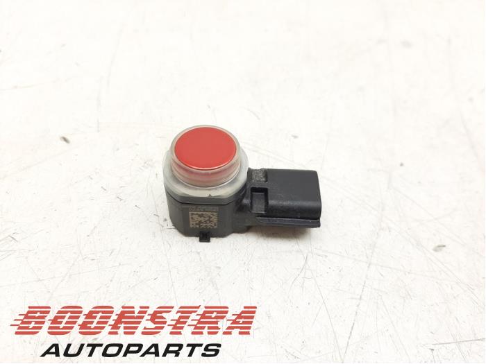 Usados Sensor PDC Renault Clio V (RJAB) 1.3 TCe 130 16V Precio € 24,95 Norma de margen ofrecido por Boonstra Autoparts