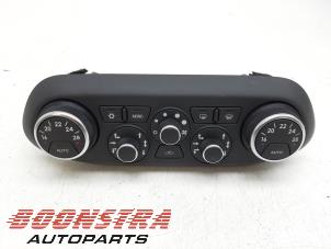 Usados Panel de control de calefacción Ferrari 458 Spider 4.5 V8 32V DCT Precio € 799,00 Norma de margen ofrecido por Boonstra Autoparts