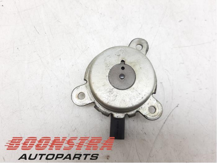 Gebrauchte Nockenwelle Sensor Ford Fiesta 6 (JA8) 1.0 Ti-VCT 12V 65 Preis € 24,95 Margenregelung angeboten von Boonstra Autoparts