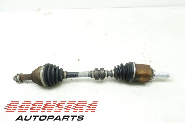 Usados Eje de transmisión izquierda delante Nissan Juke (F15) 1.5 dCi Precio € 69,95 Norma de margen ofrecido por Boonstra Autoparts
