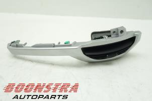 Used Dashboard vent Isuzu D-Max (TFR/TFS) 2.5 D Twin Turbo 4x4 Price € 24,95 Margin scheme offered by Boonstra Autoparts