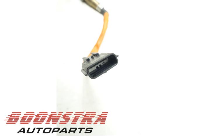 Lambda probe from a Renault Clio IV Estate/Grandtour (7R) 1.5 Energy dCi 110 FAP 2017