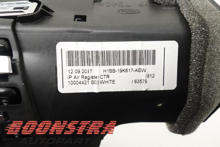 Dashboard vent Ford Fiesta 7 1.1 Ti-VCT 12V 85 - 2434937