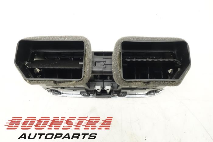 Dashboard vent Ford Fiesta 7 1.1 Ti-VCT 12V 85 - 2434937