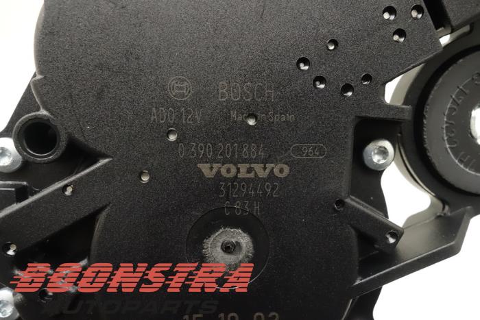 Moteur essuie-glace arrière d'un Volvo V40 (MV) 2.0 D2 16V 2015