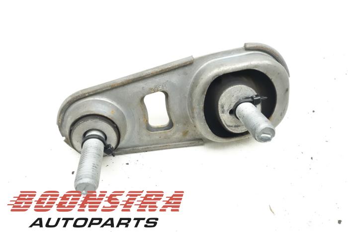 Usagé Support moteur Renault Scénic IV (RFAJ) 1.3 TCE 140 16V Prix € 24,95 Règlement à la marge proposé par Boonstra Autoparts