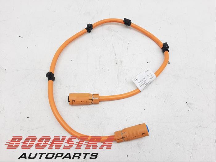 Używane Kabel (rózne) Mercedes C (W205) C-350 e 2.0 16V Cena € 79,00 Procedura marży oferowane przez Boonstra Autoparts