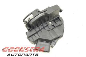 Used Front door lock mechanism 4-door, right Ford Focus 3 Wagon 1.0 Ti-VCT EcoBoost 12V 125 Price € 24,95 Margin scheme offered by Boonstra Autoparts