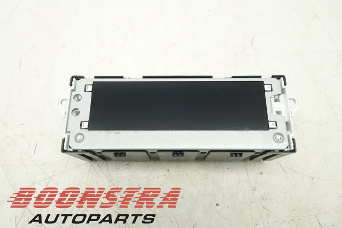 Begagnade Innerdisplay Toyota ProAce 2.0 D-4D 122 16V Worker Pris € 84,64 Inklusive moms erbjuds av Boonstra Autoparts