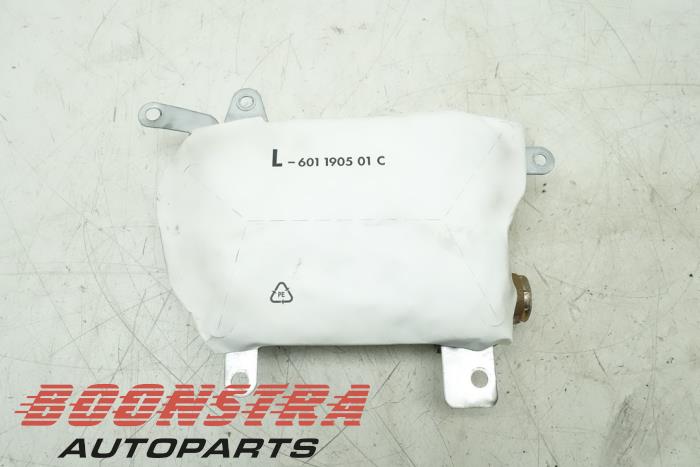 Door airbag