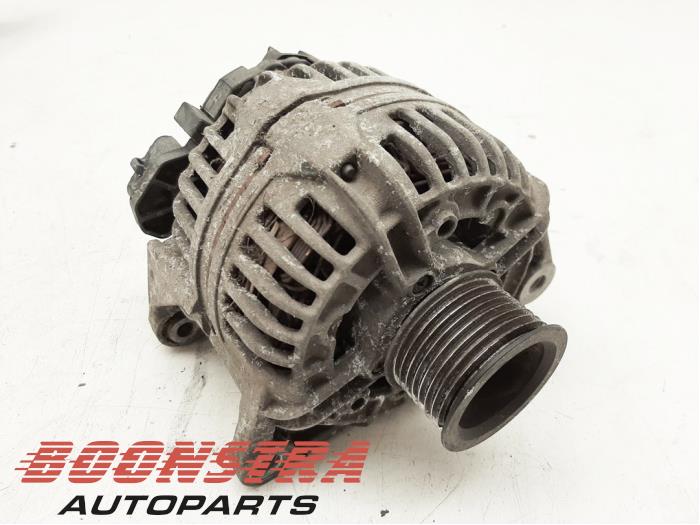 Usagé Dynamo Iveco Divers Prix € 60,44 Prix TTC proposé par Boonstra Autoparts