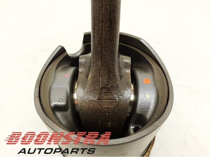 Piston Iveco Stralis - 2996141 F3AE3681 - Boonstra Autoparts