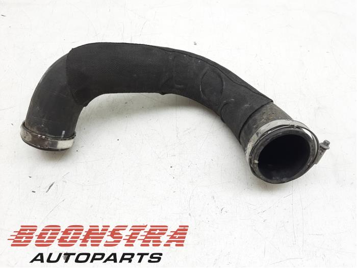 Gebrauchte Intercooler Schlauch Audi A6 (C7) 3.0 TDI V6 24V Quattro Preis € 39,00 Margenregelung angeboten von Boonstra Autoparts