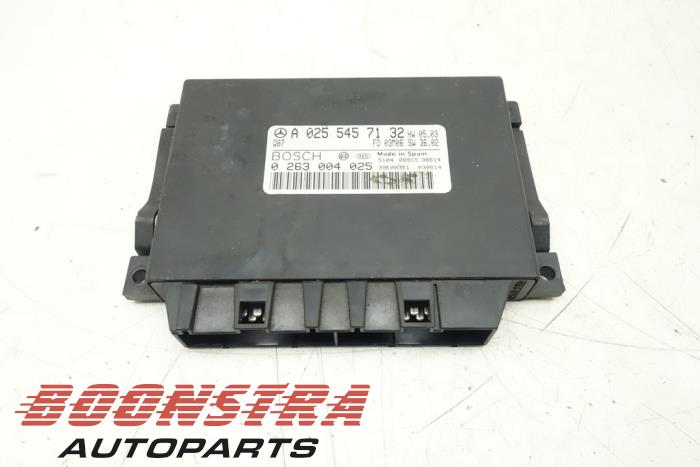 Begagnade PDC-modul Mercedes E (W211) 5.4 E-55 AMG V8 24V Pris € 24,95 Marginaltabell erbjuds av Boonstra Autoparts