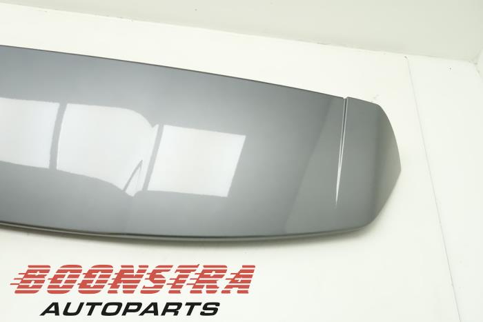 Heckspoiler Mercedes B 1.6 B-180 BlueEFFICIENCY Turbo 16V 787 