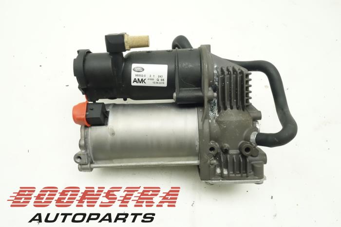 Begagnade Luftpump (fjädring) Landrover Range Rover IV (LG) 4.4 SDV8 32V Pris € 299,95 Marginaltabell erbjuds av Boonstra Autoparts