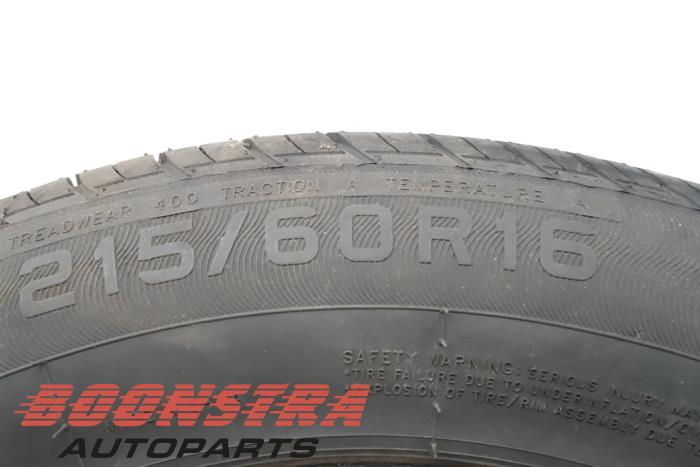 Tyre from a Peugeot Expert (G9) 2.0 HDi 120