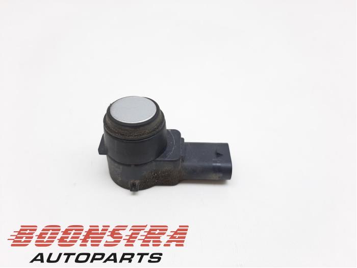 Usados Sensor PDC Porsche Cayenne (9PA) 4.8 V8 32V Turbo Precio € 24,95 Norma de margen ofrecido por Boonstra Autoparts