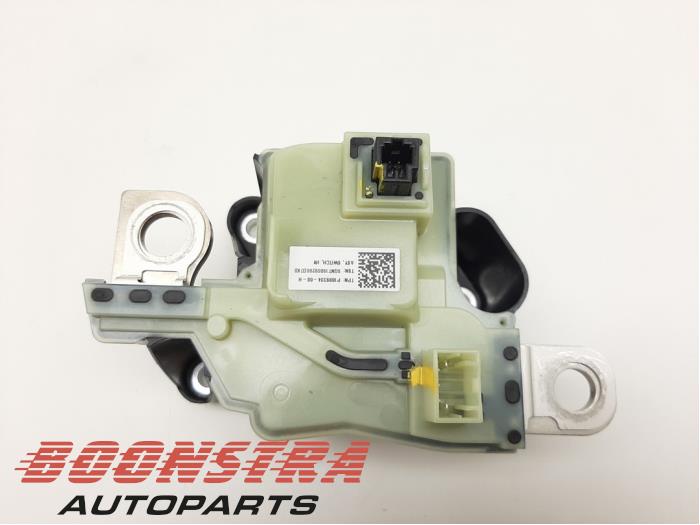 Usagé Commodo Tesla Model 3 Long Range AWD 75 kWh Prix € 99,95 Règlement à la marge proposé par Boonstra Autoparts