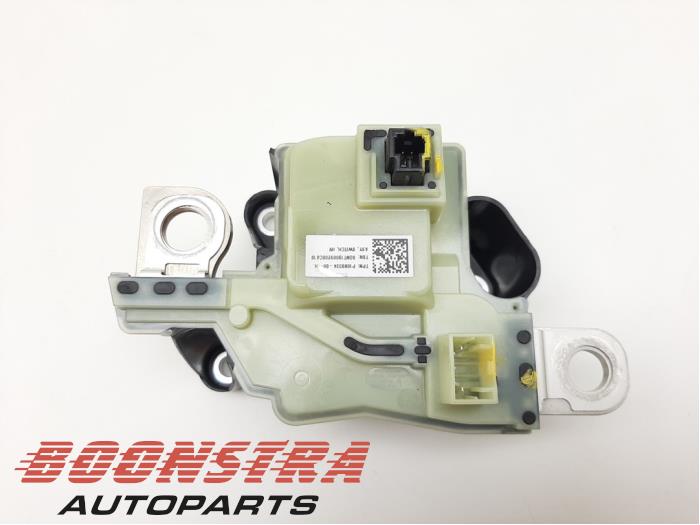 Usagé Commodo Tesla Model 3 Long Range AWD 75 kWh Prix € 99,95 Règlement à la marge proposé par Boonstra Autoparts