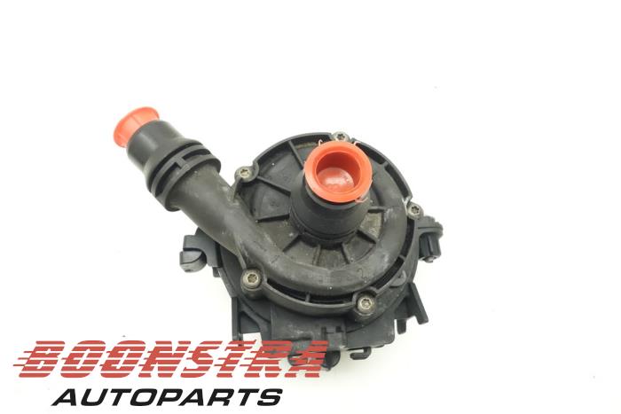 Begagnade Extra vattenpump BMW M4 (F82) M4 3.0 24V Turbo Competition Package Pris € 99,00 Marginaltabell erbjuds av Boonstra Autoparts
