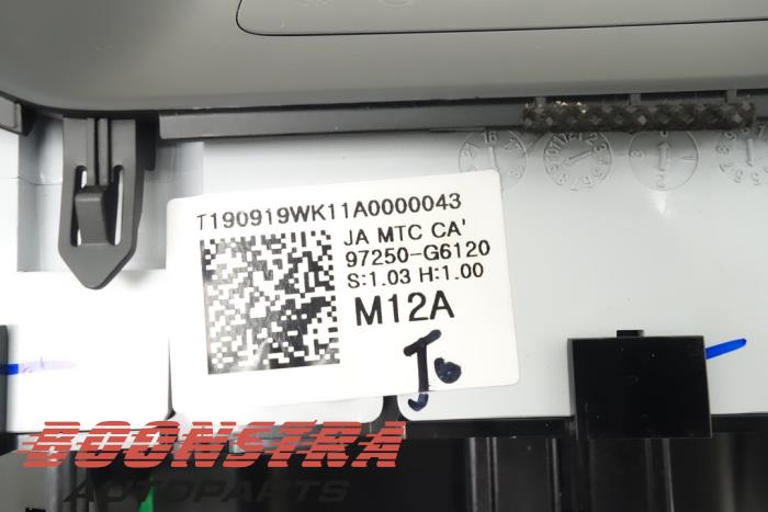 Panneau de commandes chauffage d'un Kia Picanto (JA) 1.0 12V 2020