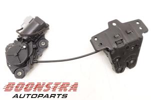 Used Tailgate lock mechanism Volvo V90 II (PW) 2.0 D4 16V Price € 99,00 Margin scheme offered by Boonstra Autoparts