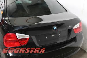 Used Tailgate BMW 3 serie (E90) 328i 24V Price € 59,95 Margin scheme offered by Boonstra Autoparts