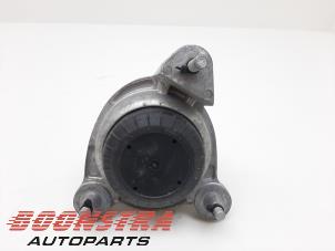 Used Engine mount Mercedes Vito (447.6) 2.2 119 CDI 16V BlueTEC Price € 59,29 Inclusive VAT offered by Boonstra Autoparts