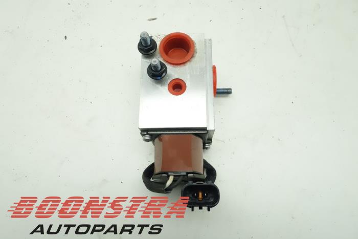 Begagnade Trycksensor, luftkonditionering Hyundai Ioniq EV Pris € 34,95 Marginaltabell erbjuds av Boonstra Autoparts