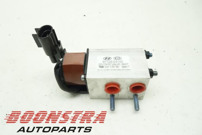 Begagnade Trycksensor, luftkonditionering Hyundai Ioniq EV Pris € 34,95 Marginaltabell erbjuds av Boonstra Autoparts