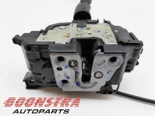 Used Door lock mechanism 2-door, right Renault Megane III Coupe (DZ) 2.0 16V RS Turbo Price € 29,95 Margin scheme offered by Boonstra Autoparts