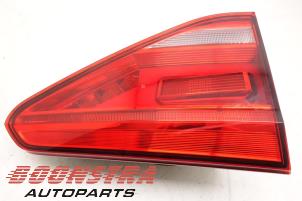 Used Taillight, right Volkswagen Touran (5T1) 2.0 TDI 150 Price € 34,95 Margin scheme offered by Boonstra Autoparts