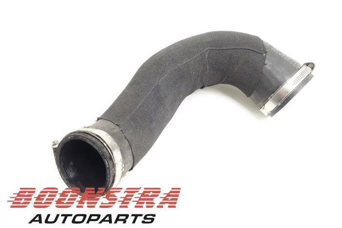 Gebrauchte Intercooler Schlauch Audi A6 Avant (C7) 3.0 TDI V6 24V Quattro Preis € 49,00 Margenregelung angeboten von Boonstra Autoparts