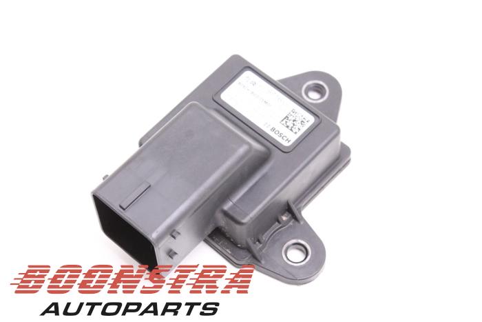 Used Start/Stop computer Peugeot Partner (EA//EF/EN/EU) 1.6 BlueHDi 100 Price € 30,19 Inclusive VAT offered by Boonstra Autoparts