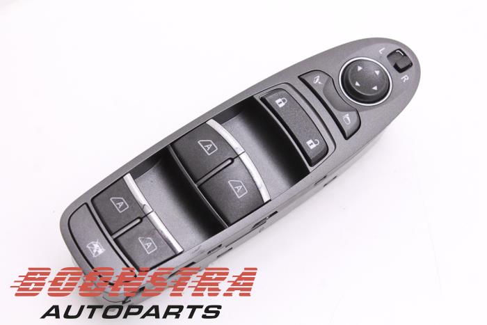 Usados Interruptor de ventanilla eléctrica Infiniti Q50 (V37) 3.0t V6 24V Red Sport 400 Twin Turbo Precio € 49,00 Norma de margen ofrecido por Boonstra Autoparts